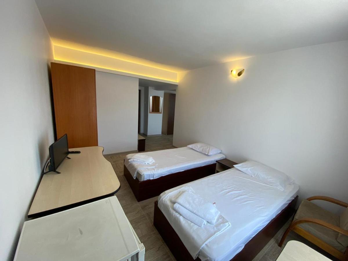 Hotel Gorj Târgu Jiu Eksteriør bilde